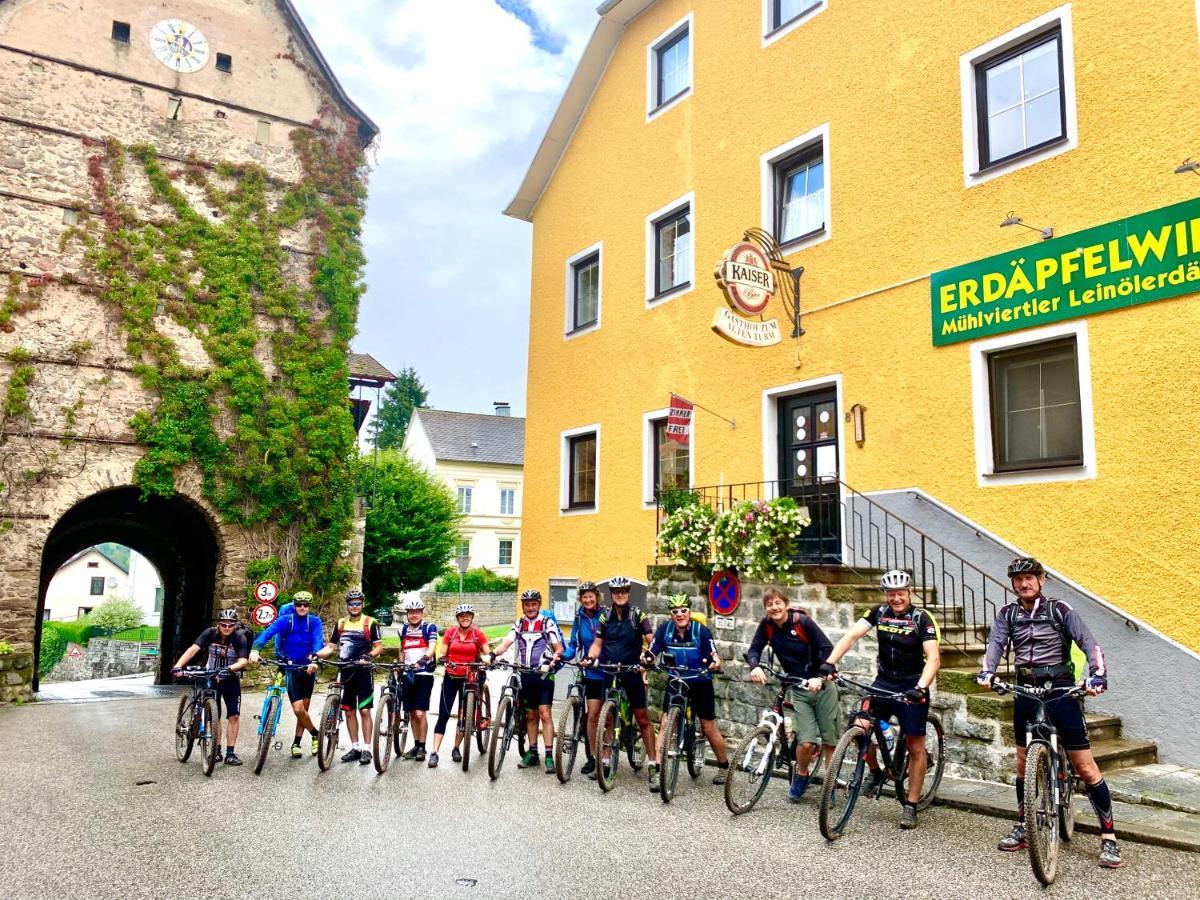 Gasthof 'Zum Alten Turm' Haslach an der Mühl Zewnętrze zdjęcie